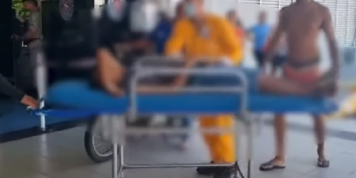 Dois jovens são baleados por encapuzados no bairro do Róger, em João Pessoa