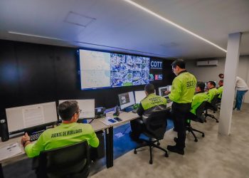 Cícero Lucena entrega novo COTT e destaca integração do sistema de trânsito com forças de segurança