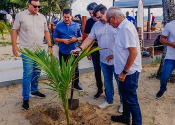 Cícero Lucena dá início ao programa Tenda Verde e meta é fazer João Pessoa atingir 500 mil árvores urbanas plantadas