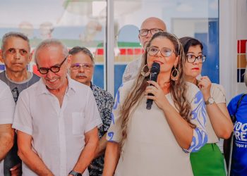 Cícero Lucena entrega CMEI no Geisel e reforça compromisso em avançar no cuidado humanizado