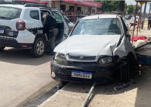 Idosa morre ao ser atropelada por carro desgovernado no Colinas do Sul, em João Pessoa