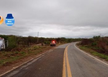Ambulância do SAMU de Piancó capota e deixa enfermeira em estado grave