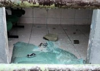 Base da PM no bairro São José é depredada após efetivo deixar o local