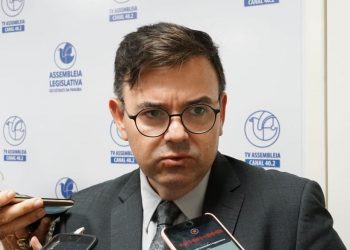 Raniery Paulino assume vaga na Câmara Federal de olho nas eleições para a prefeitura de Guarabira