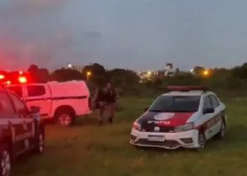 Corpo de homem é encontrado com pés e mãos amarrados ao lado de bilhete escrito, no Esplanada,