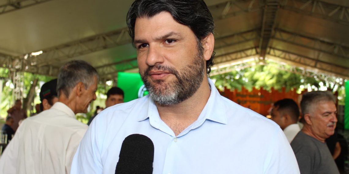 Leo Bezerra diz que João Azevêdo é a maior liderança do PSB: “cabe a ele e Gervásio chegarem em um denominador comum”