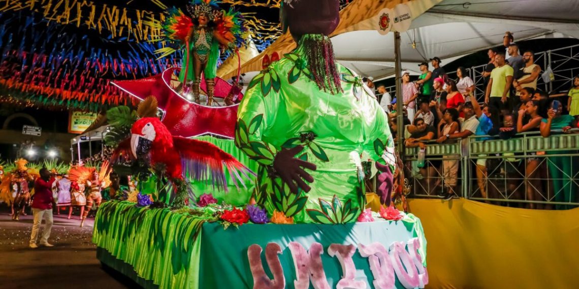 Unidos do Roger é pentacampeã do Carnaval Tradição de João Pessoa