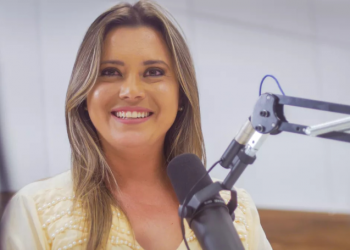 Jornalista que foi demitida após críticas a Bruno Cunha Lima é nomeado por João Azevêdo