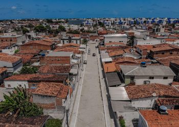Cícero Lucena entrega 56 novas ruas e Prefeitura chega à marca de 389 vias pavimentadas na atual gestão