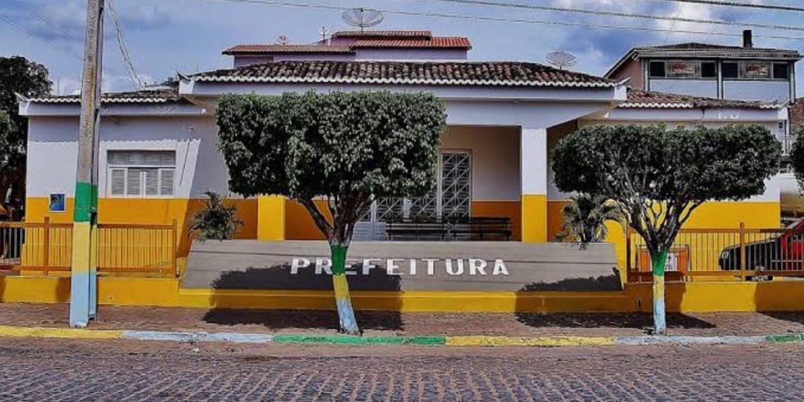 Após tragédia com mortes em 2020, estudantes voltam a denunciar superlotação de ônibus escolar em Juru