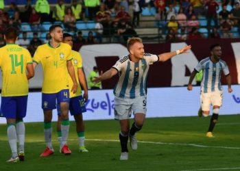 Brasil perde para Argentina e está fora da Olimpíada 2024 no futebol masculino