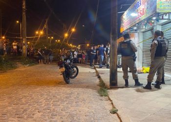 Tiroteio em tentativa de assalto deixa dois mortos e mulher ferida, no Valentina