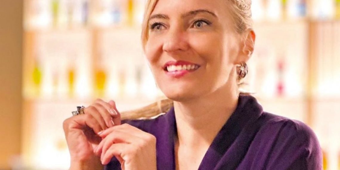 Assembleia Legislativa aprova ‘Título de Cidadã Paraibana’ para jornalista Andréia Barros