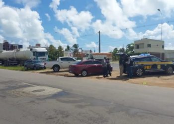 Operação da PRF em Cabedelo investiga denúncia de irregularidades no transporte de combustíveis