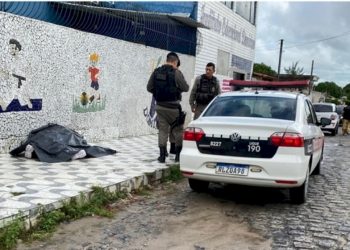 Professor é morto a tiros em calçada de escola no José Américo, em João Pessoa