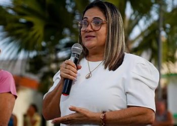 Republicanos aciona prefeita de Juru na justiça eleitoral por suposto showmício em ato de filiação