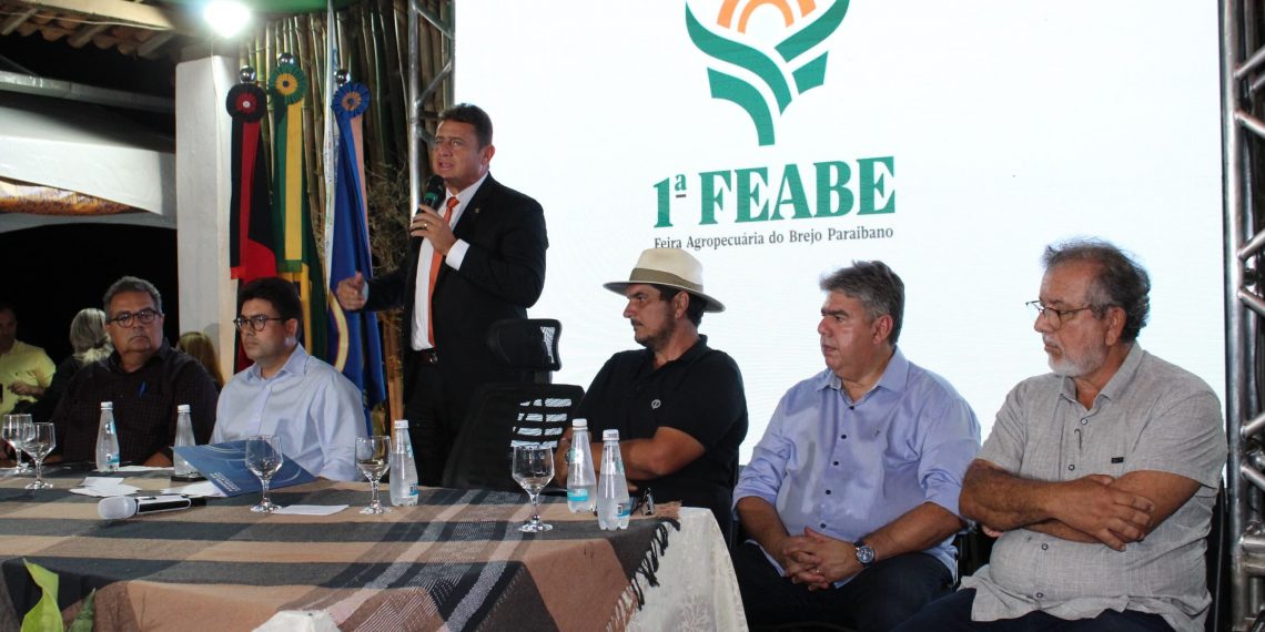 ALPB realiza sessão itinerante em Feira Agropecuária de Bananeiras