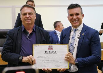 Ex-presidente Jair Bolsonaro recebe o Título de Cidadão Pessoense e Paraibano