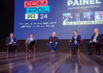 Mersinho debate Política Digital durante participação no Compol 2024 em Curitiba