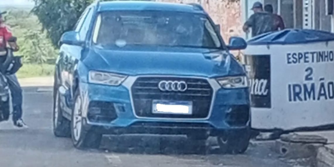 Prefeito usa dinheiro público para alugar carro de luxo em pequena cidade paraibana