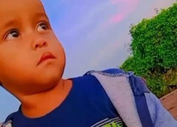 Filho morre baleado na cabeça e pai fica ferido durante tiroteio em barbearia, em Santa Rita