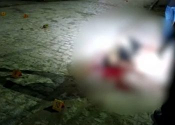 Homem é assassinado com 15 tiros próximo a delegacia de Alhandra