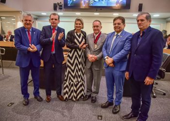 ALPB concede medalha de Mérito Jurídico Tarcísio de Miranda Burity ao advogado Ricardo Bezerra