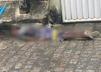 Homem é perseguido e assassinado com vários tiros por dupla em moto, no Padre Zé