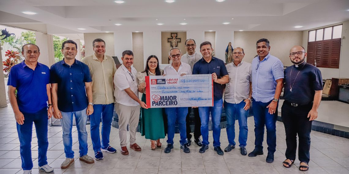 Prefeito libera mais de R$ 5 milhões para 14 instituições que prestam serviços em várias áreas em benefício da população