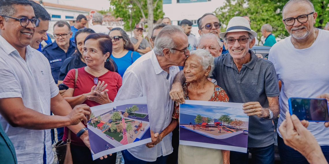 Prefeito autoriza obras para reconstrução da Praça Lauro Leão Santa Rosa e anuncia 20 novas academias e espaços pet na Capital