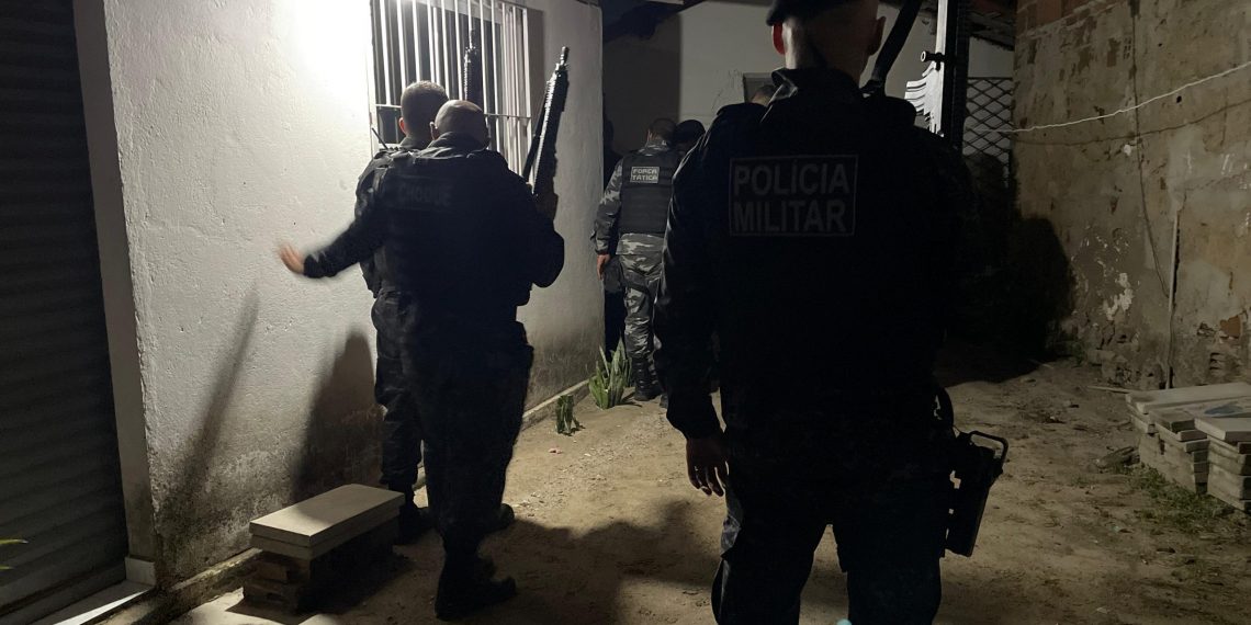Lucena tem toque recolher e confronto da PM com bandidos