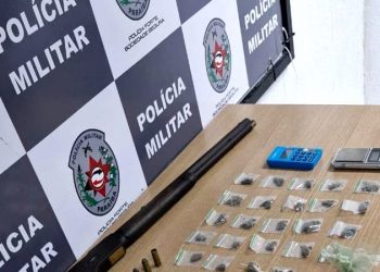 Jovem é preso com arma de grosso calibre e drogas, no Colinas do Sul
