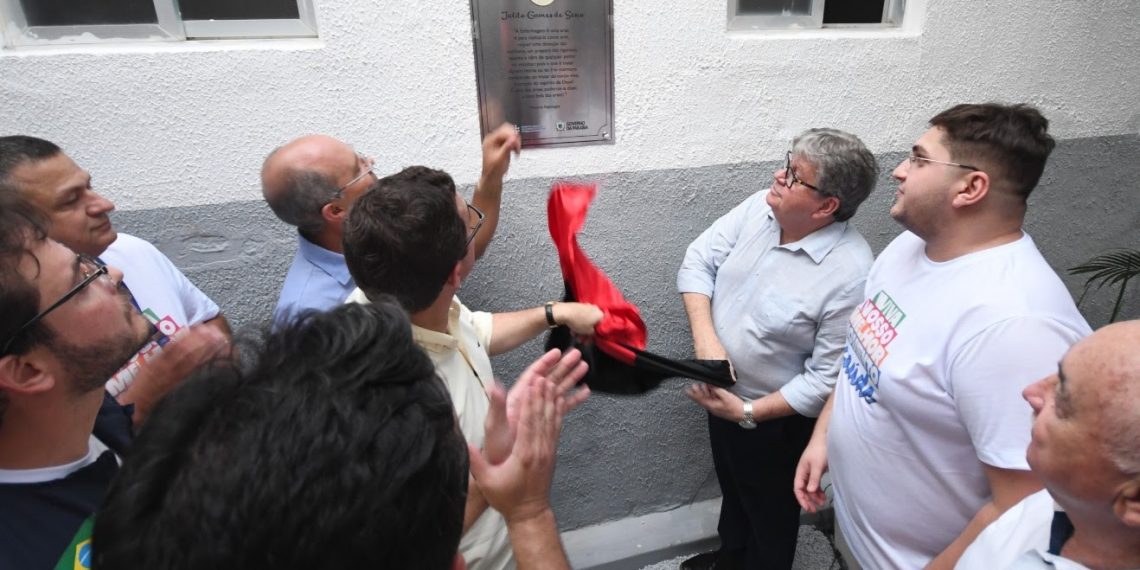 João Azevêdo entrega novos equipamentos de Saúde e inspeciona obras de Educação e construção do Cidade Madura em Catolé do Rocha