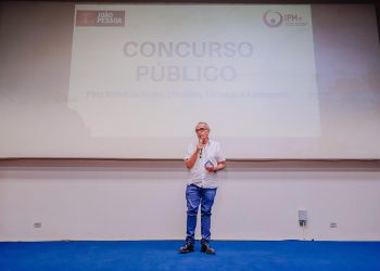 Prefeito anuncia concurso público para o Instituto de Previdência do Município e apresenta ferramenta para servidor calcular tempo para a aposentadoria