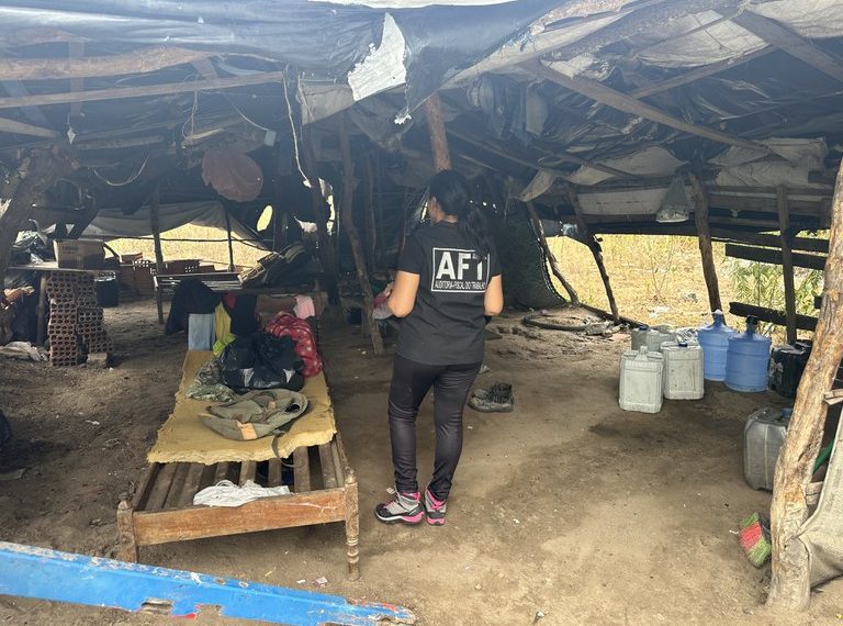 Fiscalização do MTE resgata 17 trabalhadores em condições análogas à escravidão na Paraíba