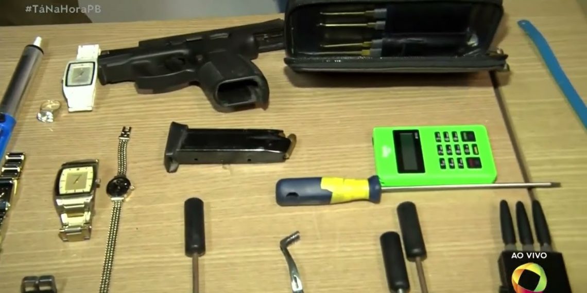 Foragido do Rio de Janeiro é preso em João Pessoa após roubar casa