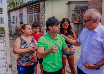 Prefeito entrega 133 ruas pavimentadas e asfaltadas em vários bairros de João Pessoa