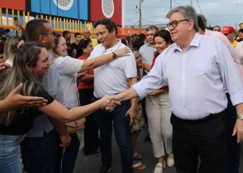 Em Pombal, João Azevêdo preside audiência do Orçamento Democrático e população elege prioridades de investimentos