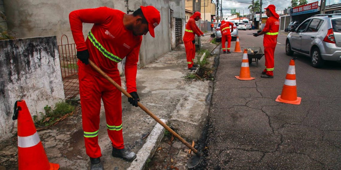 Emlur reforça serviços de zeladoria no Centro para Festa das Neves
