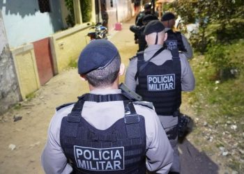 Suspeito de tráfico internacional de drogas e outros seis são presos em João Pessoa