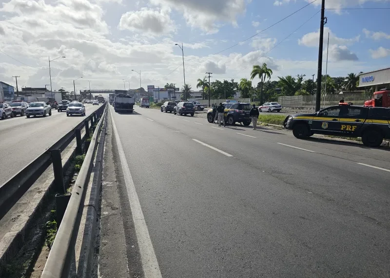 PRF libera os dois sentidos da BR-101 após confronto com manifestantes, em JP