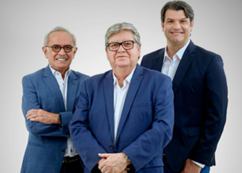 Prego batido: ao lado de João, Cícero e Leo fazem fotos de campanha e confirmam renovação de aliança