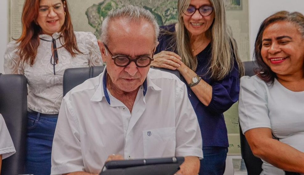 Cícero autoriza reconstrução da Escola Apolônio Sales e reafirma compromisso de seguir promovendo avanços na Educação