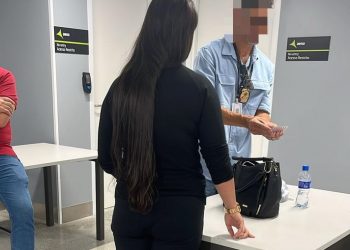 Polícia Federal prende suspeita de tráfico de drogas no Aeroporto Castro Pinto, em João Pessoa