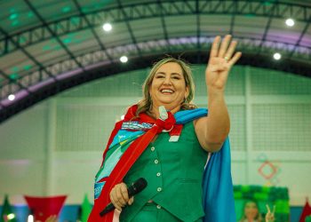 Ana Paula Oliveira apresenta prova de desincompatibilização à Justiça Eleitoral e garante regularização de candidatura à Prefeitura de Monteiro