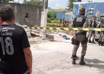 Homem é atingido por bala perdida durante confronto e morre em Bayeux