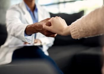 Cuidados com a Saúde Mental: Clínica no Centro de João Pessoa oferece atendimento psicoterapêutico e apoio emocional gratuitos