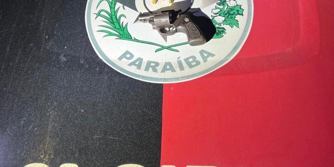 Suspeito de atuar em facção criminosa é preso, em Cabedelo