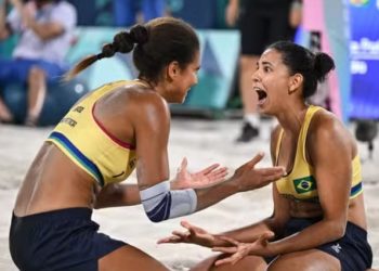 Paris 2024: Duda e Ana Patrícia vencem Canadá e levam ouro no vôlei de praia