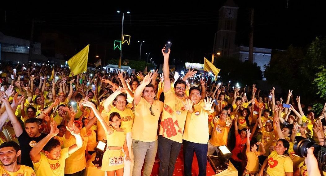 São Bento: Multidão participa de arrastão com Dr Jarques e Gerfeson Carnaúba